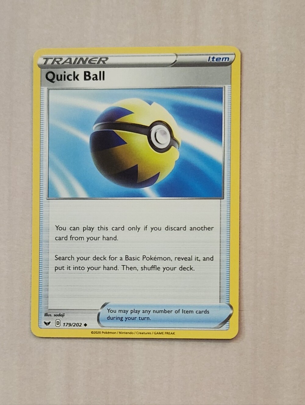 Pokemon Trainer Card QUICK BALL Sword & Shield 179/202